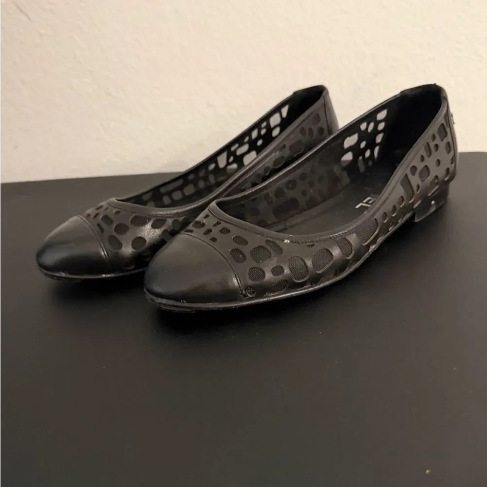 Chanel Black Leather and Mesh Ballet Flats Leather Cap Toe CC Logo 36.5